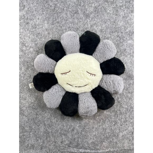 Takashi Murakami‎ pillow black and grey  40cm (15.7 inches) - Picture 2 of 2